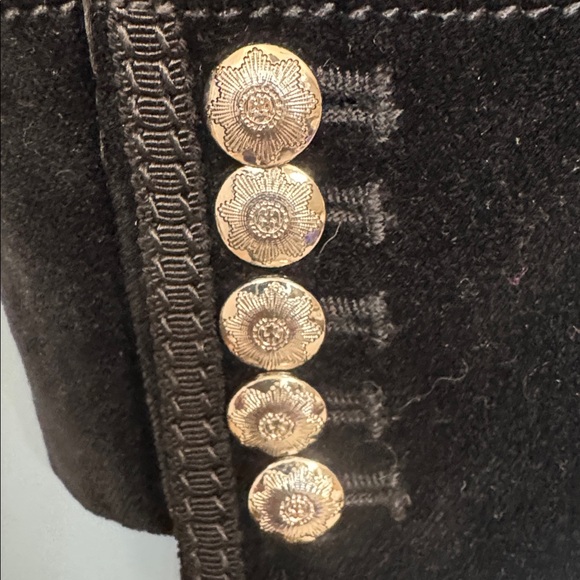 White House Black Market Black Velvet Fitted Blazer | Statement Jacket | Size 6 - Picture 7 of 9